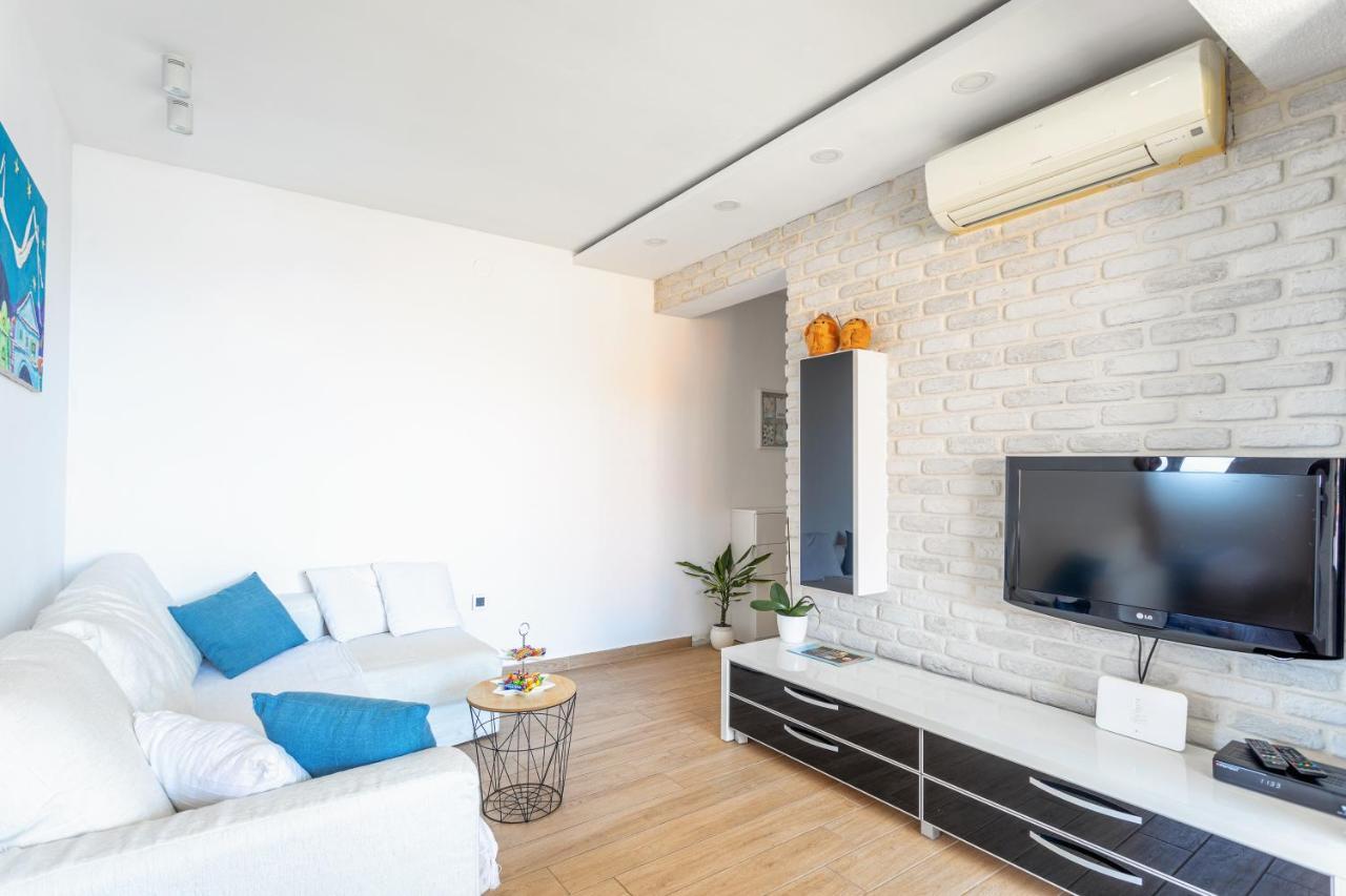Deluxe Apartments Primi Hvar Town Extérieur photo