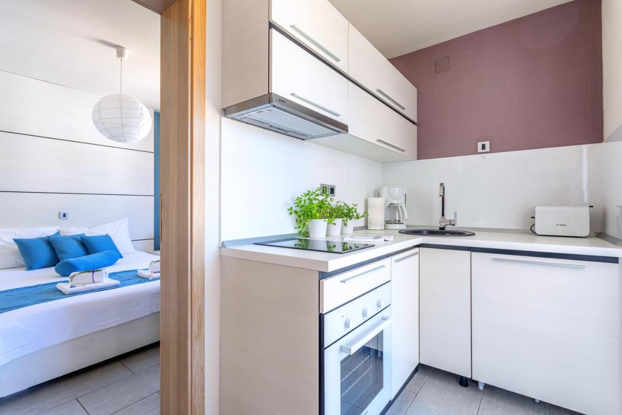 Deluxe Apartments Primi Hvar Town Extérieur photo