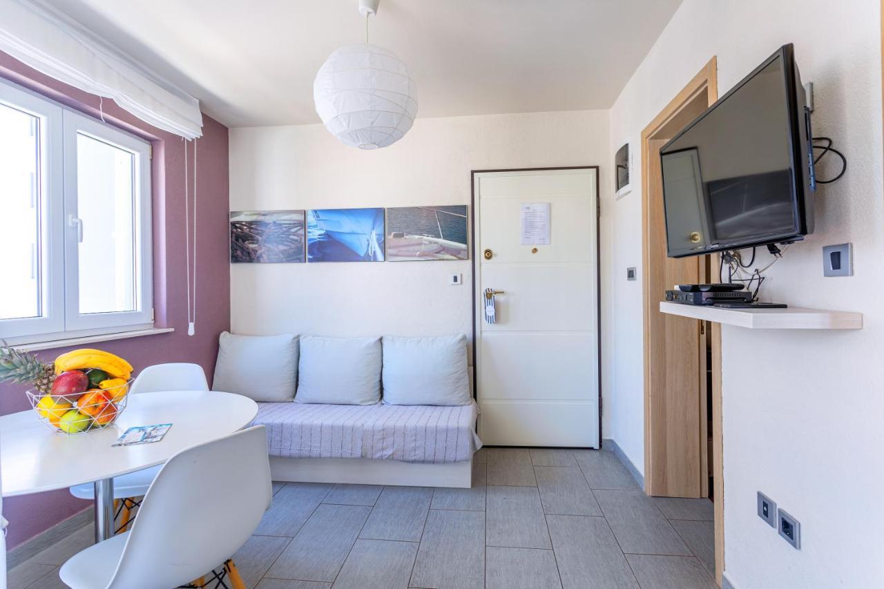 Deluxe Apartments Primi Hvar Town Extérieur photo