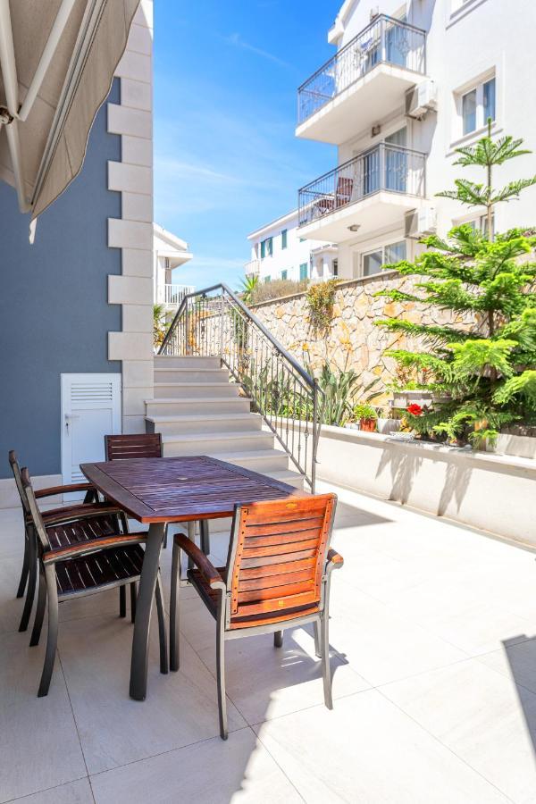 Deluxe Apartments Primi Hvar Town Extérieur photo