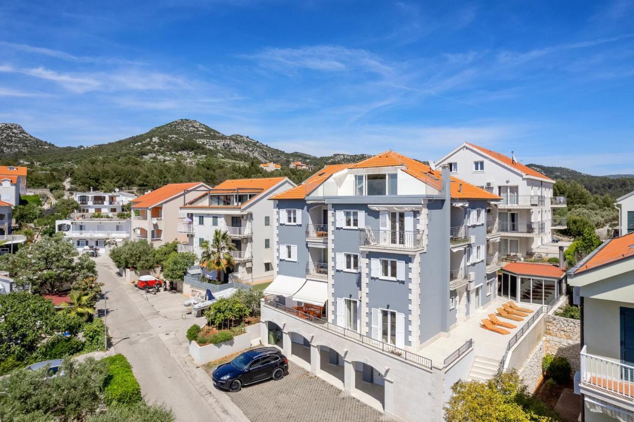 Deluxe Apartments Primi Hvar Town Extérieur photo