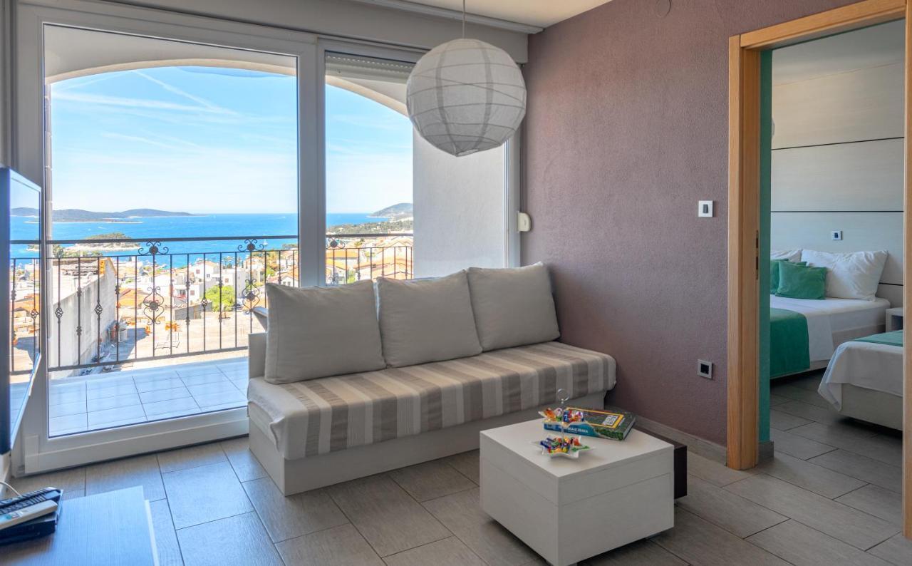 Deluxe Apartments Primi Hvar Town Extérieur photo