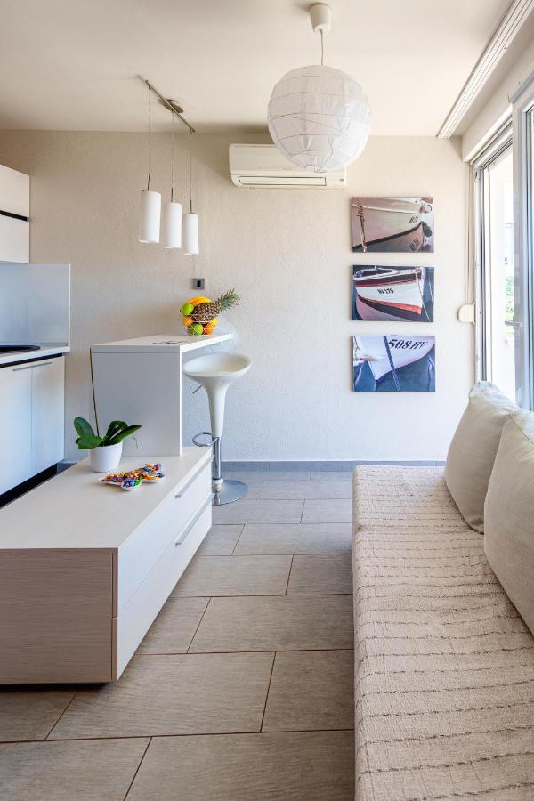 Deluxe Apartments Primi Hvar Town Extérieur photo